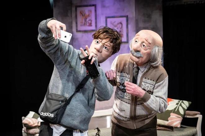 义我们如此生活｜一周推荐PG麻将胡了以冬天的名(图2)